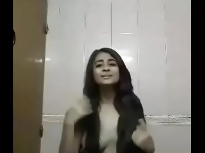 Indian teenage showing boobs