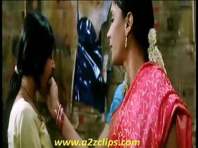 Girls Kissing-Dil Dosti Etc
